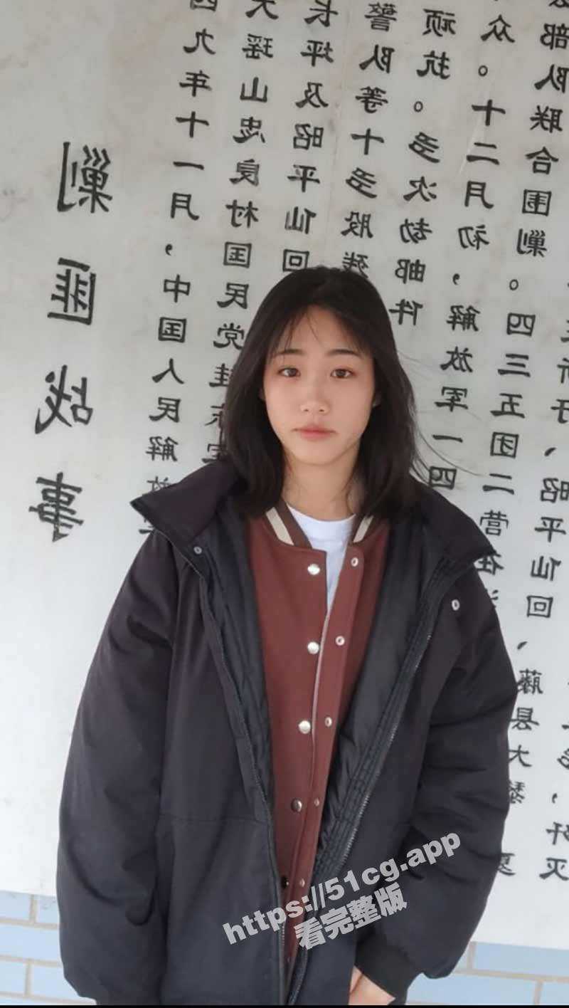 自拍泄密！大一颜值学妹和男友私密视频流出 私处高清特写扣出白浆 - 51吃瓜网-51吃瓜网