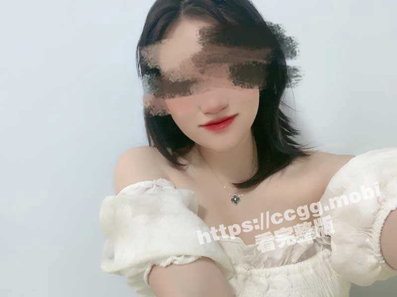 叔嫂乱伦 骚逼反差嫂子 表面看着挺斯文,操上之后真反差,呻吟好悦耳-51吃瓜网