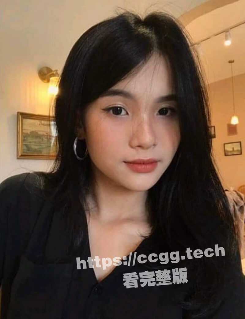 面试诈骗，骚逼女大学生想红被套路拍裸照，全裸面试过程遭曝光这下可畏是真的火了 - 51吃瓜网-51吃瓜网