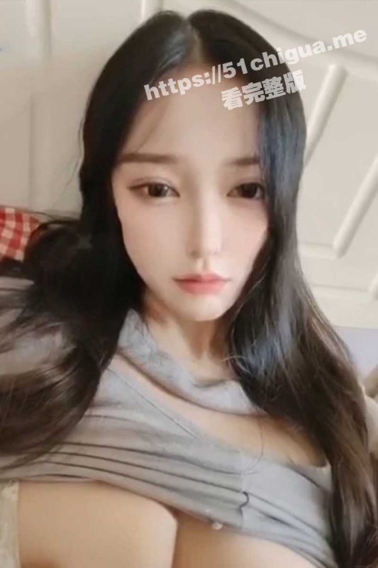 极品外围绿茶婊 琳琳子 洗澡撩骚自慰啪啪福利 丁字裤玩弄自己的小嫩穴 你的女神有钱人的母狗！-51吃瓜网