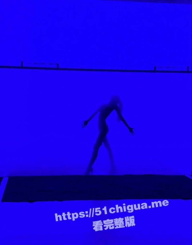 疯马秀Lisa彩排视频流出！这身材简直无敌了 期待9月29日Lisa的正式表演  51吃瓜独家-51吃瓜网