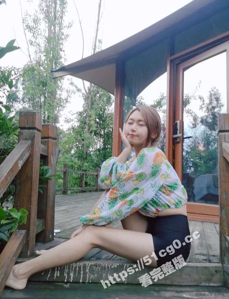 前女友系列 巨乳骚货 林雨汐 下午大排档吃烧烤 晚上办公室内跪地吃鸡 享受人间极品美食~ - 51吃瓜网-51吃瓜网