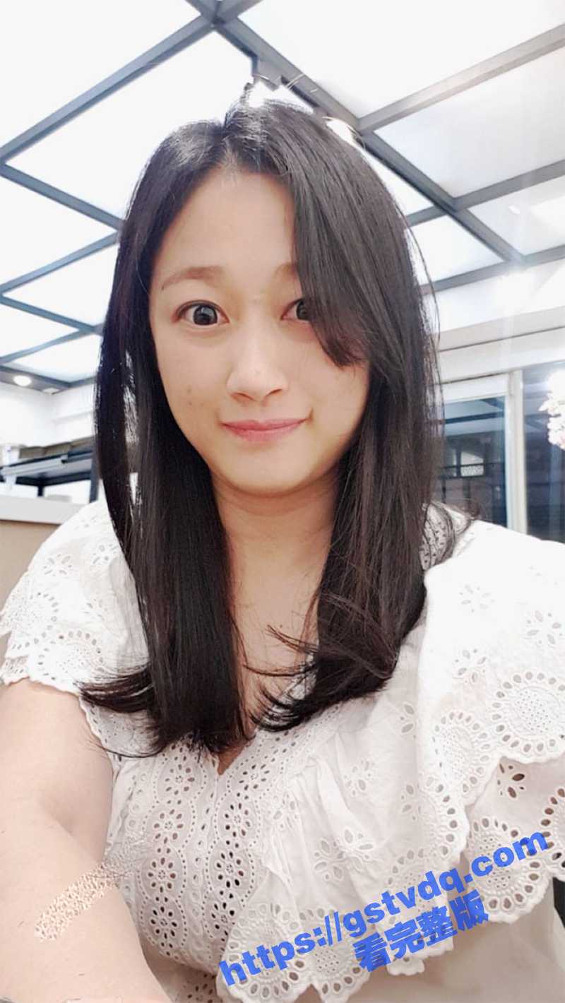 淫荡F罩杯轻熟女 巨乳母狗 给金主爸爸录制裸体调教视频流出！全裸放尿开高叉 脸穴同框 非常反差 - 51吃瓜网-51吃瓜网