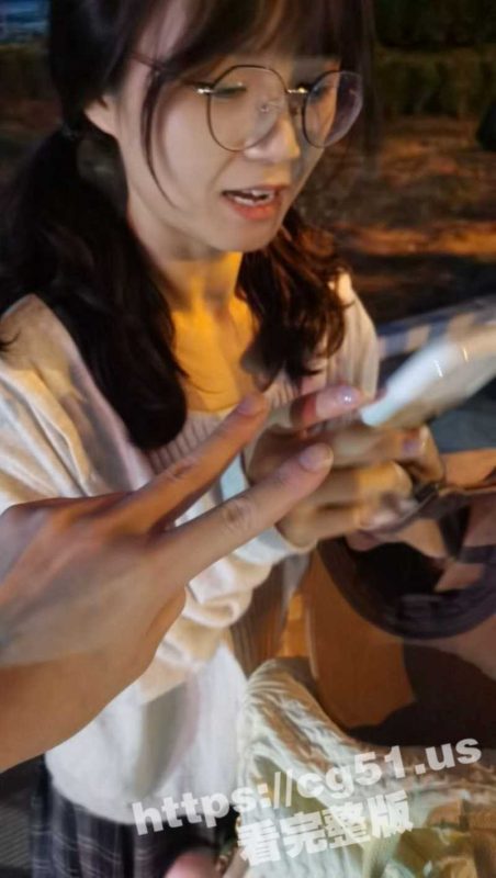 云南邵通 已婚少妇 刘益佳 职业是药房配药师  经常网上约炮～最刺激的是新婚不就还与前男友玩花活！-51吃瓜网