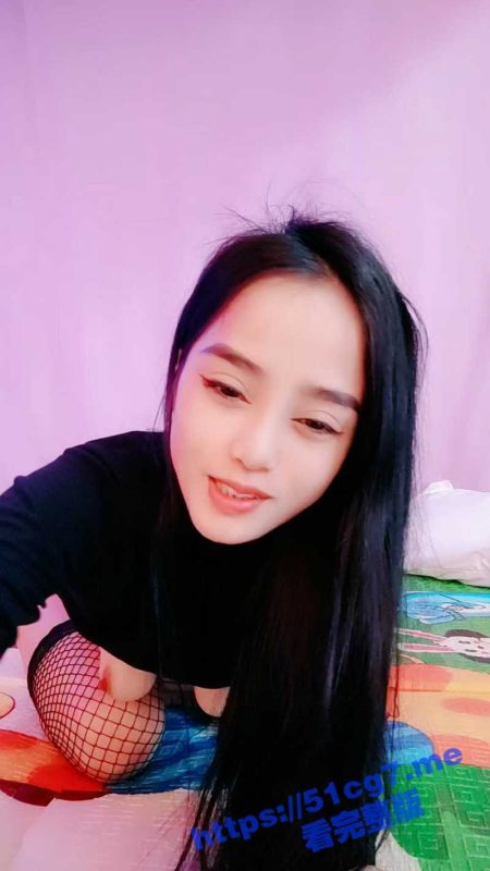 主播超会玩！极品御姐女神 直播玩弄自己的身体 逼里塞橘子再下蛋下出来 还能插入茄子 牛逼！-51吃瓜网