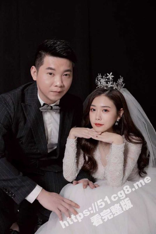 西安骚母狗 曾文静 多年KTV坐台小姐 背着未婚男友各种多人无套乱交开淫趴 最后竟然还能找个奔驰车主来接盘！-51吃瓜网