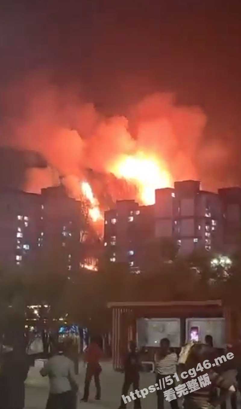 南京一小区 因电动起火发生特大火灾 已致15人遇难44人受伤 南京市长鞠躬道歉! - 51吃瓜网-51吃瓜网