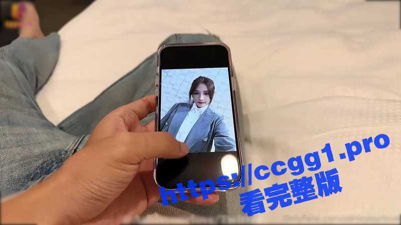 艾希老师饰演清纯学姐上门服务 大奶嫩穴侍奉主人肉棒 精液射满身！ - 51吃瓜网-51吃瓜网