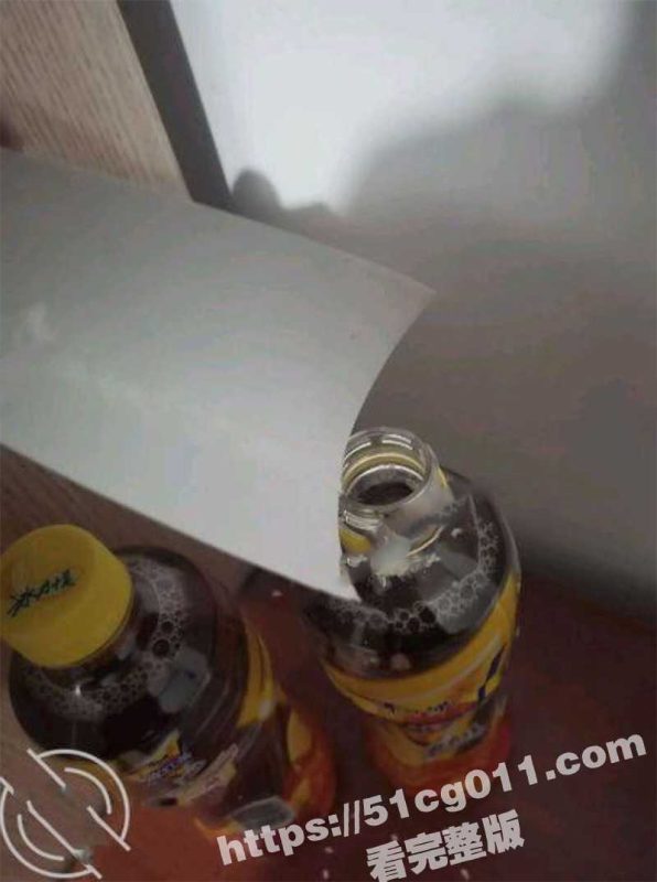 海角迷玩大神展示秘密武器的威力 下药拿下房东女儿 可爱小妹妹被脱光检查乳房和骚穴的发育情况！-51吃瓜网