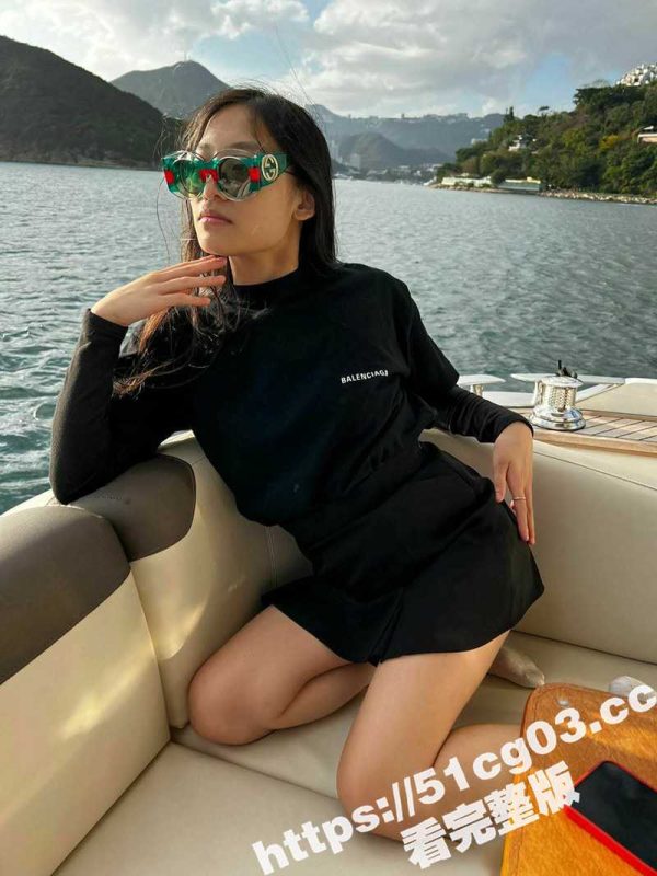 反差芭蕾舞舞蹈生 艳照和淫乱视频大泄密 眼镜妹加舞蹈生双重BUFF 果然够反差-51吃瓜网