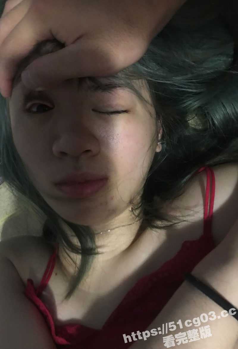 追求风骚性感的老同学两年了 一直被她当做备胎!直接找机会下药迷奸她 操了在说! - 51吃瓜网-51吃瓜网