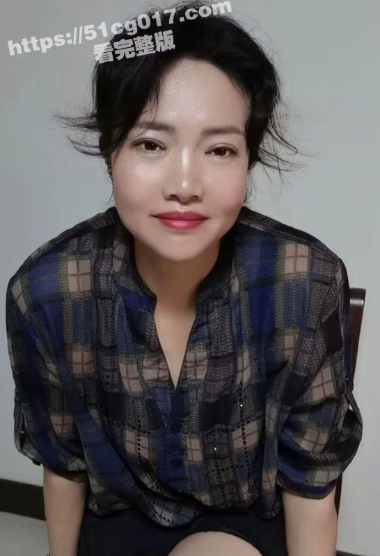 海角社区母子乱伦大神 披风少年爱老妈 巨乳妈妈勾引青春期儿子 清晨直接和老妈晨炮 捅屁眼爆菊花真带劲！-51吃瓜网