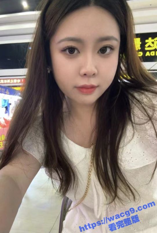 兄妹乱伦 高三表妹在我家寄宿 趁爸妈不在家 跟妹妹啪啪做爱 一起变成大人!-51吃瓜网