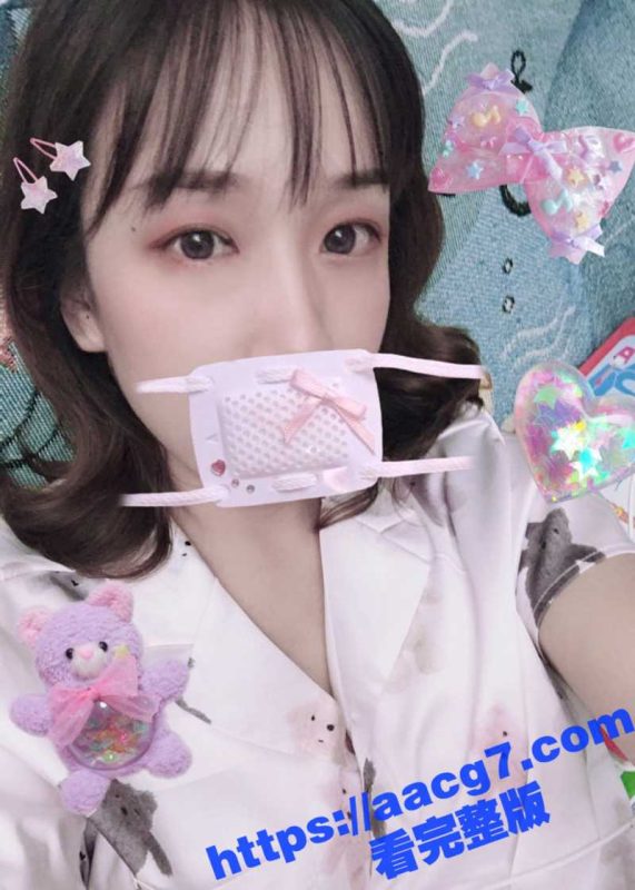 反差少妇和炮友性爱自拍 小骚货换上透视装丝袜立马变成主人的乖巧母狗 跪地口交翘臀被打桩-51吃瓜网