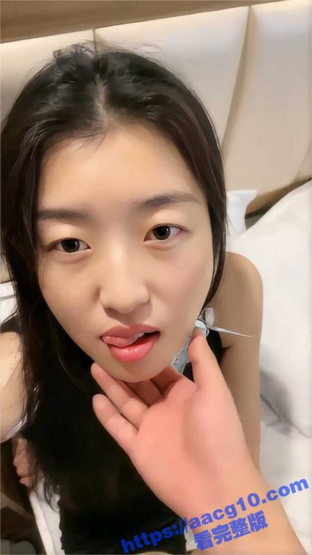 淫乱换妻名场面 极品夫妻混交清纯情侣 黑丝骚妇化身渣精神器 抬起双腿被疯狂抽插-51吃瓜网