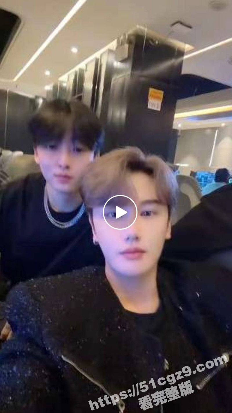 解放西夜场男模 王璨 03年大海王 谈恋爱期间多次出轨玩多人运动 强奸女友闺蜜 不雅视频大量涌出 - 51吃瓜网-51吃瓜网