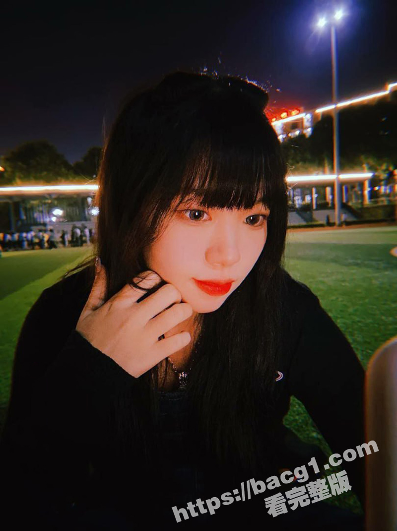 约炮清纯颜值学生妹 皮肤白嫩长腿翘臀 表面乖乖女 私下却是个只爱大屌的母狗 做爱视频曝光 - 51吃瓜网-51吃瓜网