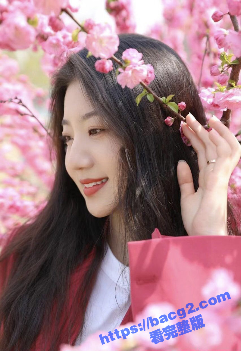 警花 张津瑜 跟现任老公 过年回老家吃饭视频流出!曾经的警犬终是找了个老实人来接盘! - 51吃瓜网-51吃瓜网