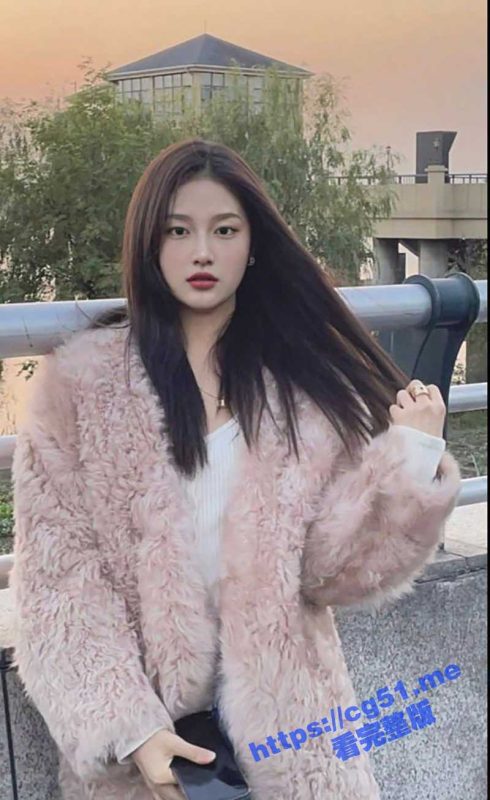 瓜友投稿曝光骗子混圈女 对外艺名徐姣璐 每月1.5w包养 付定金后发现该女拉黑跑路 还有其他受害人！-51吃瓜网